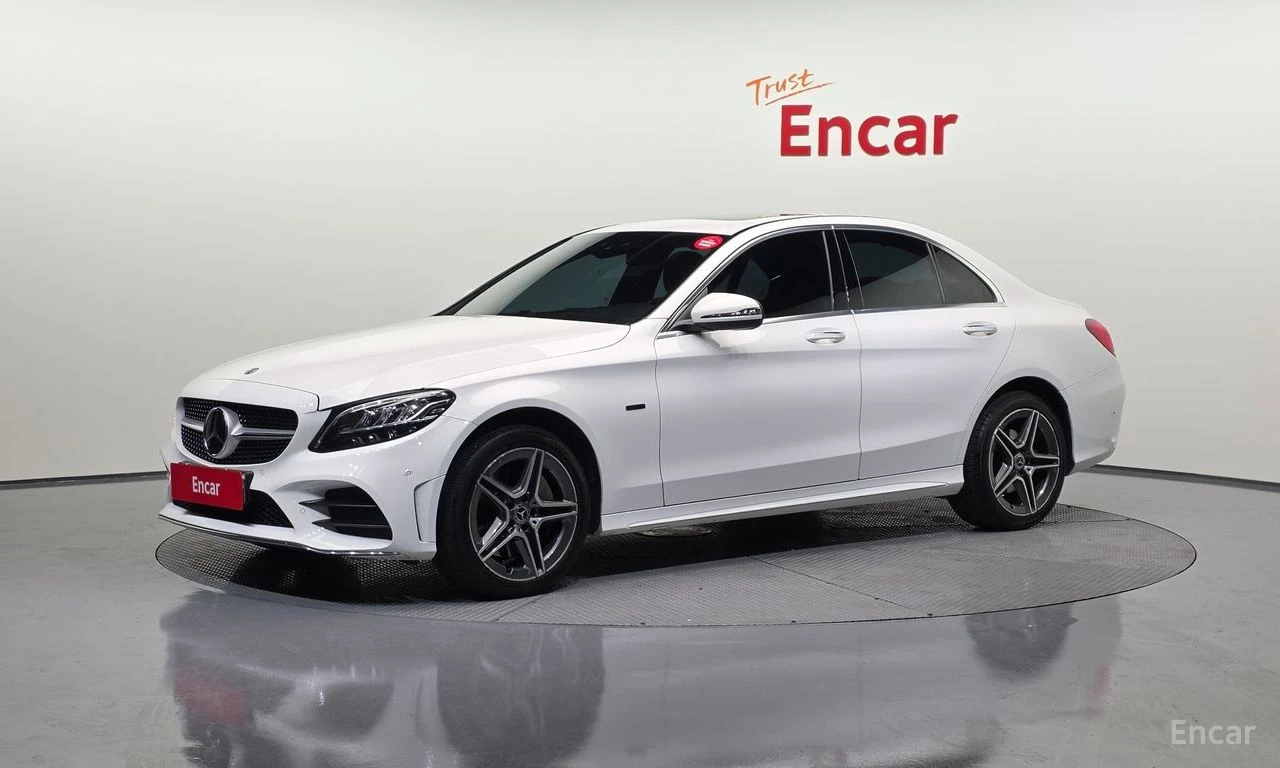 Mercedes-Benz C 300 AMG* PACK* HYBRID* 4MATIC* ДИГИТАЛНО* ТАБЛО* LANE*