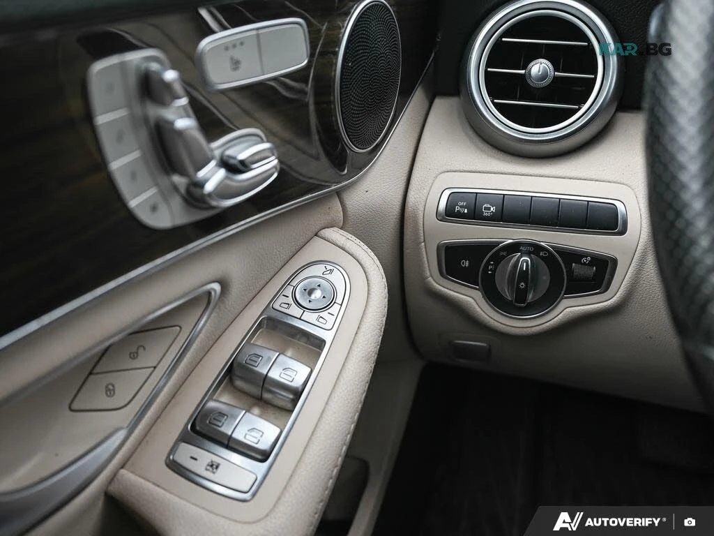 Mercedes-Benz C 300 4MATIC* АвтоКредит* (ЦЕНА ДО БГ), снимка 10 - Автомобили и джипове - 54634316
