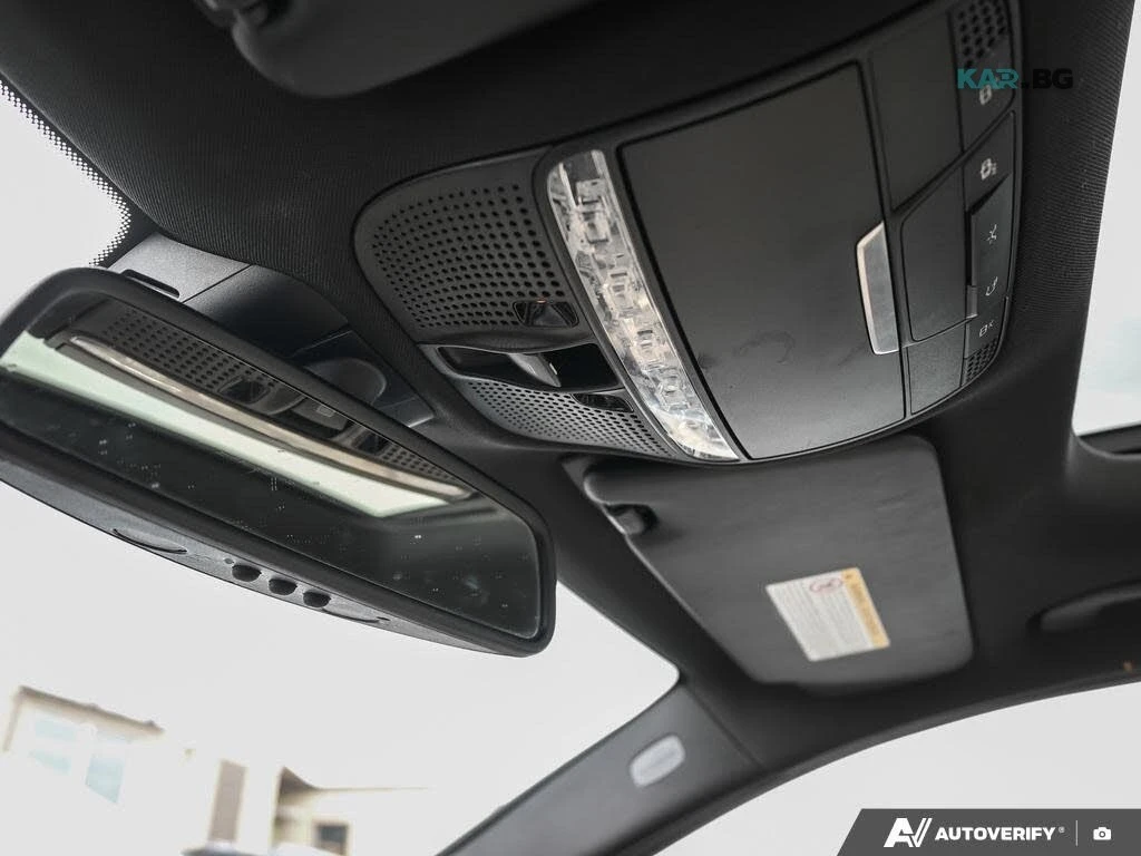 Mercedes-Benz C 300 4MATIC* АвтоКредит* (ЦЕНА ДО БГ), снимка 12 - Автомобили и джипове - 54634316