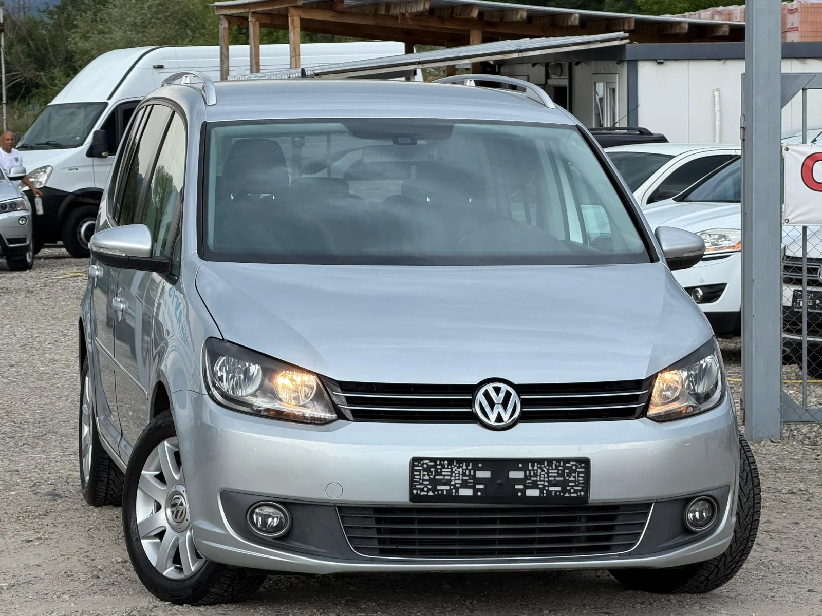 VW Touran 2.0TDI 140k.s AVTOMAT 7.MESTA..NABI | Mobile.bg � ����������� 7