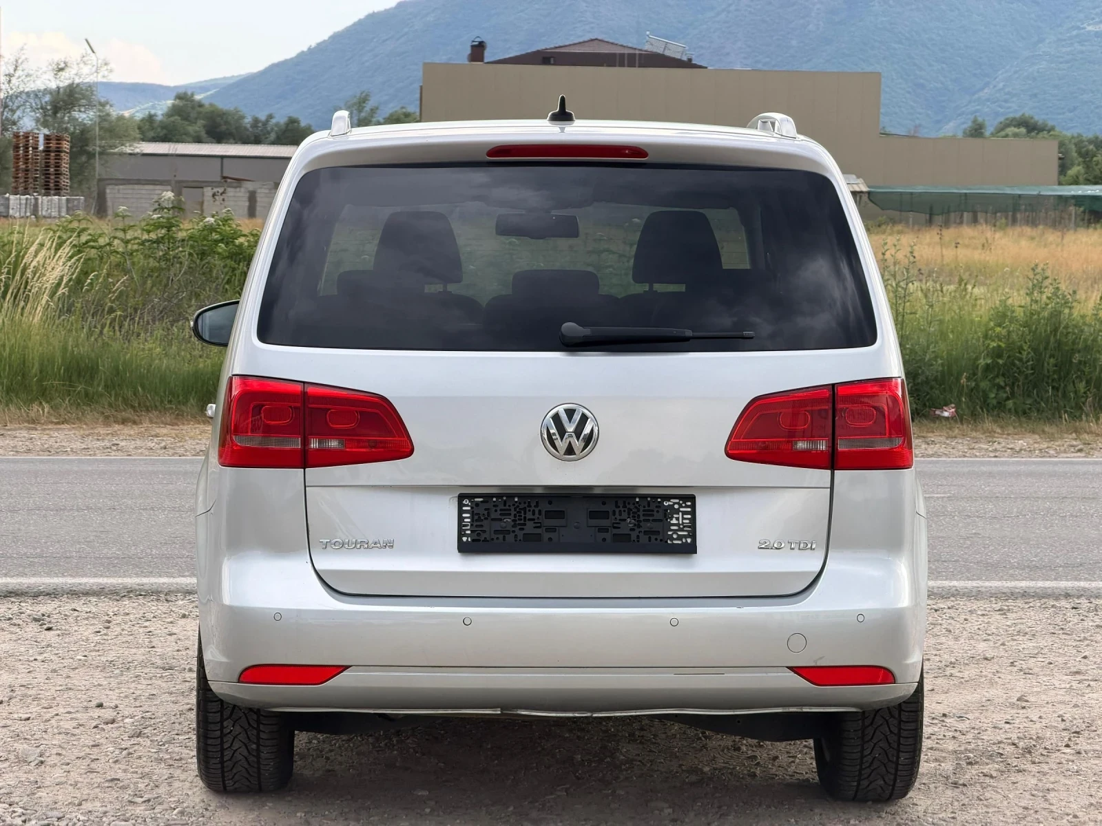 VW Touran 2.0TDI 140k.s AVTOMAT 7.MESTA..NABI | Mobile.bg � ����������� 4