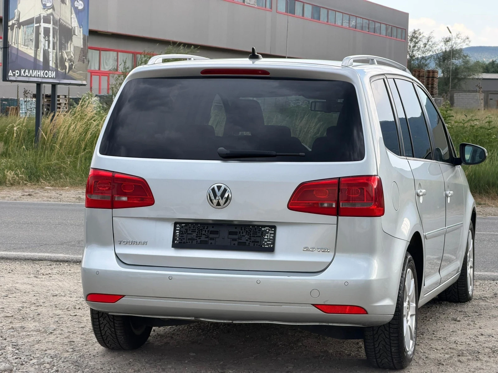 VW Touran 2.0TDI 140k.s AVTOMAT 7.MESTA..NABI | Mobile.bg � ����������� 5