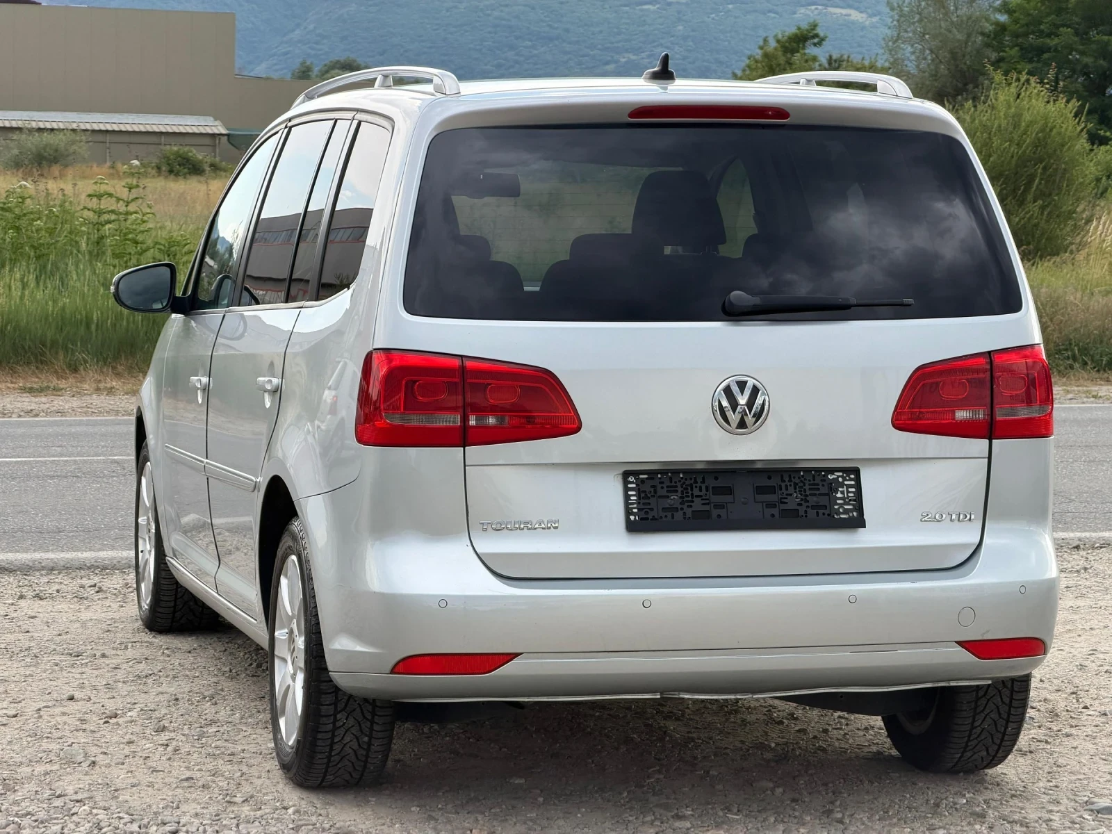 VW Touran 2.0TDI 140k.s AVTOMAT 7.MESTA..NABI | Mobile.bg � ����������� 3