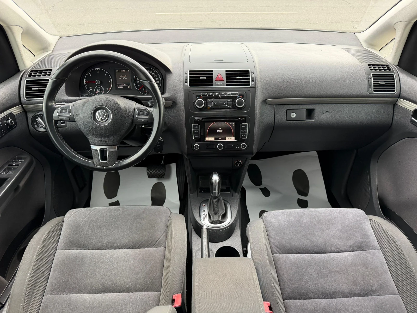 VW Touran 2.0TDI 140k.s AVTOMAT 7.MESTA..NABI | Mobile.bg � ����������� 14