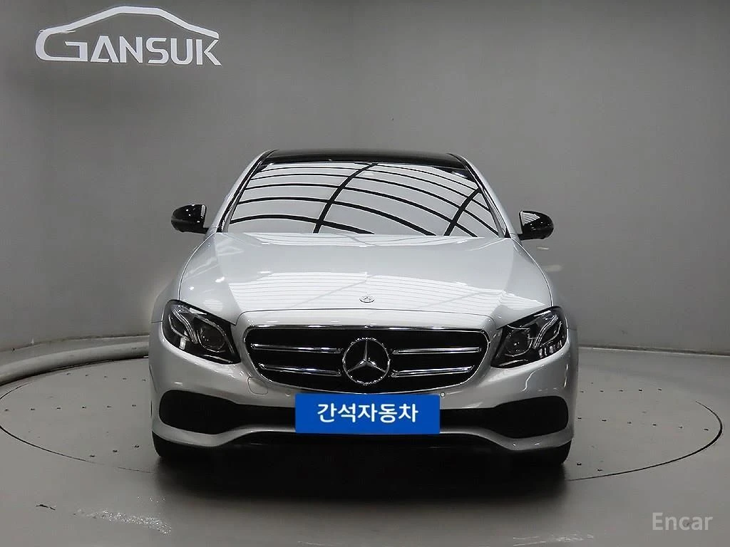 Mercedes-Benz E 300 Avantgarde* BURMESTER* DIGITAL* 360 CAM* ОБДУХВАНЕ, снимка 2 - Автомобили и джипове - 54895101