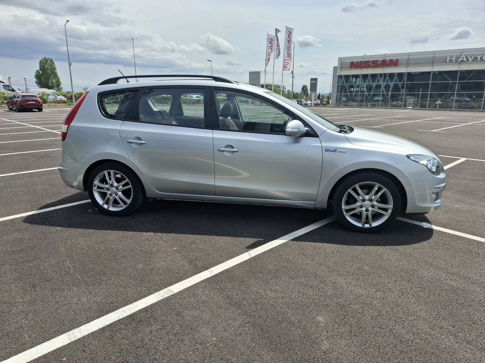 Hyundai I30 1.6, снимка 4 - Автомобили и джипове - 55405418