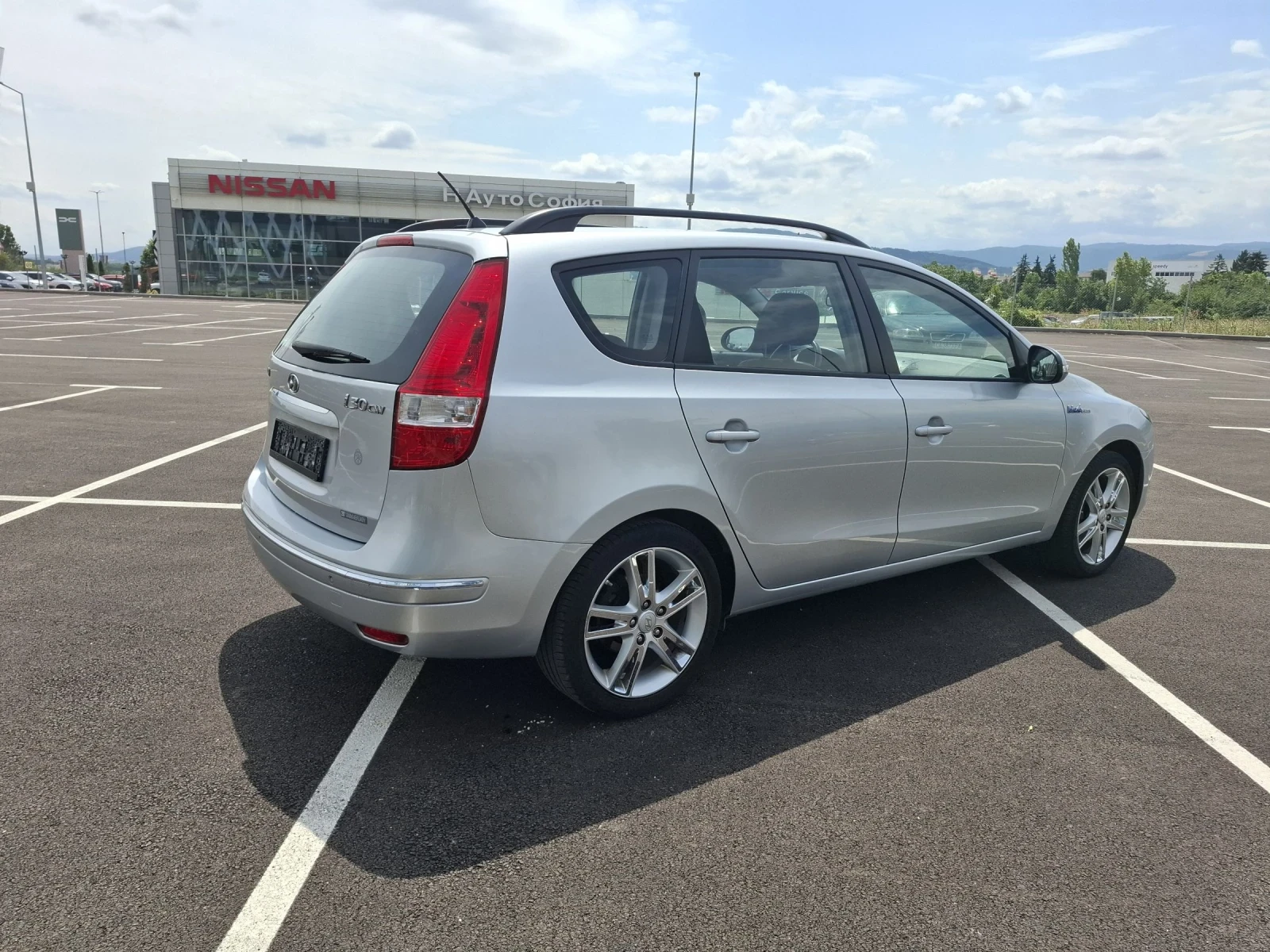Hyundai I30 1.6, снимка 5 - Автомобили и джипове - 55405418