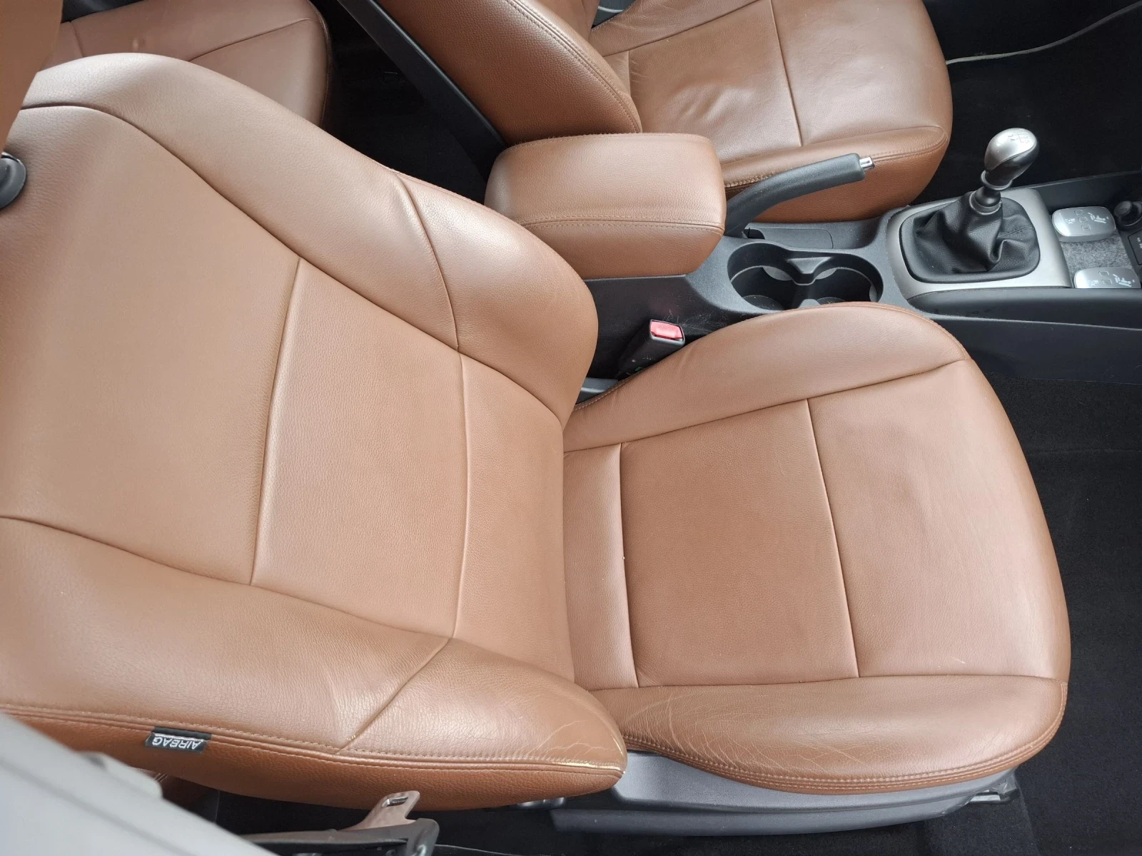 Hyundai I30 1.6, снимка 13 - Автомобили и джипове - 55405418