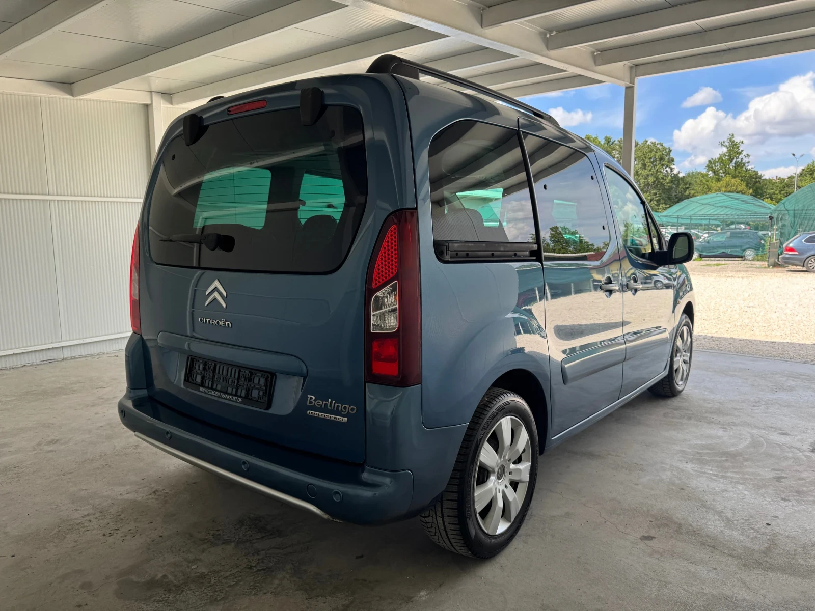 Citroen Berlingo 1.6-Benzin-Multispace-Panorama, снимка 5 - Автомобили и джипове - 55435771