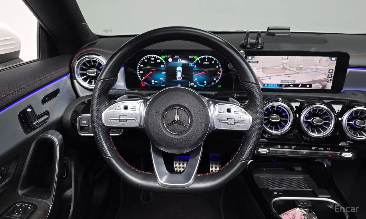 Mercedes-Benz CLA 250 4MATIC* AMG* DISTRONIC* АЛКАНТАРА* КРАЙНА ЦЕНА, снимка 11 - Автомобили и джипове - 55522283