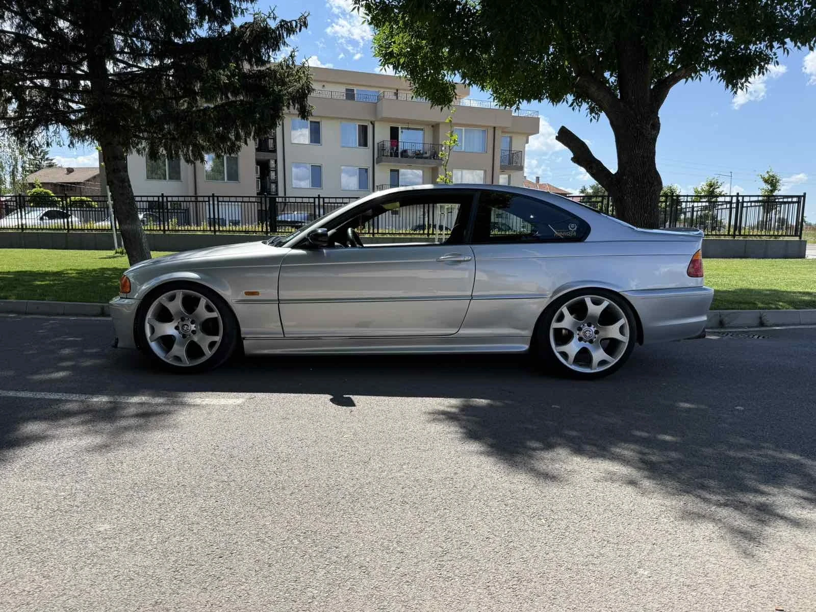 BMW 318, снимка 5 - Автомобили и джипове - 55546959