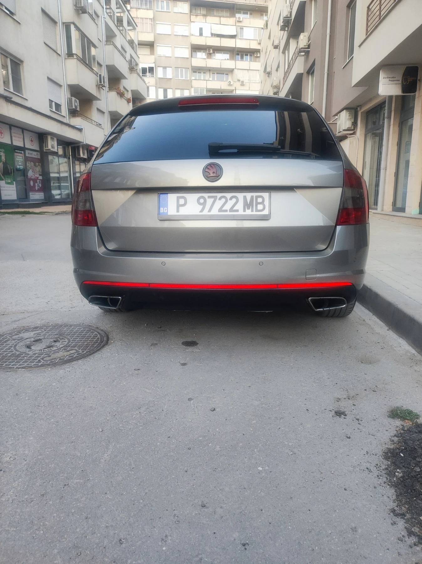 Skoda Octavia 2.0 TDI DSG, снимка 4 - Автомобили и джипове - 55617394