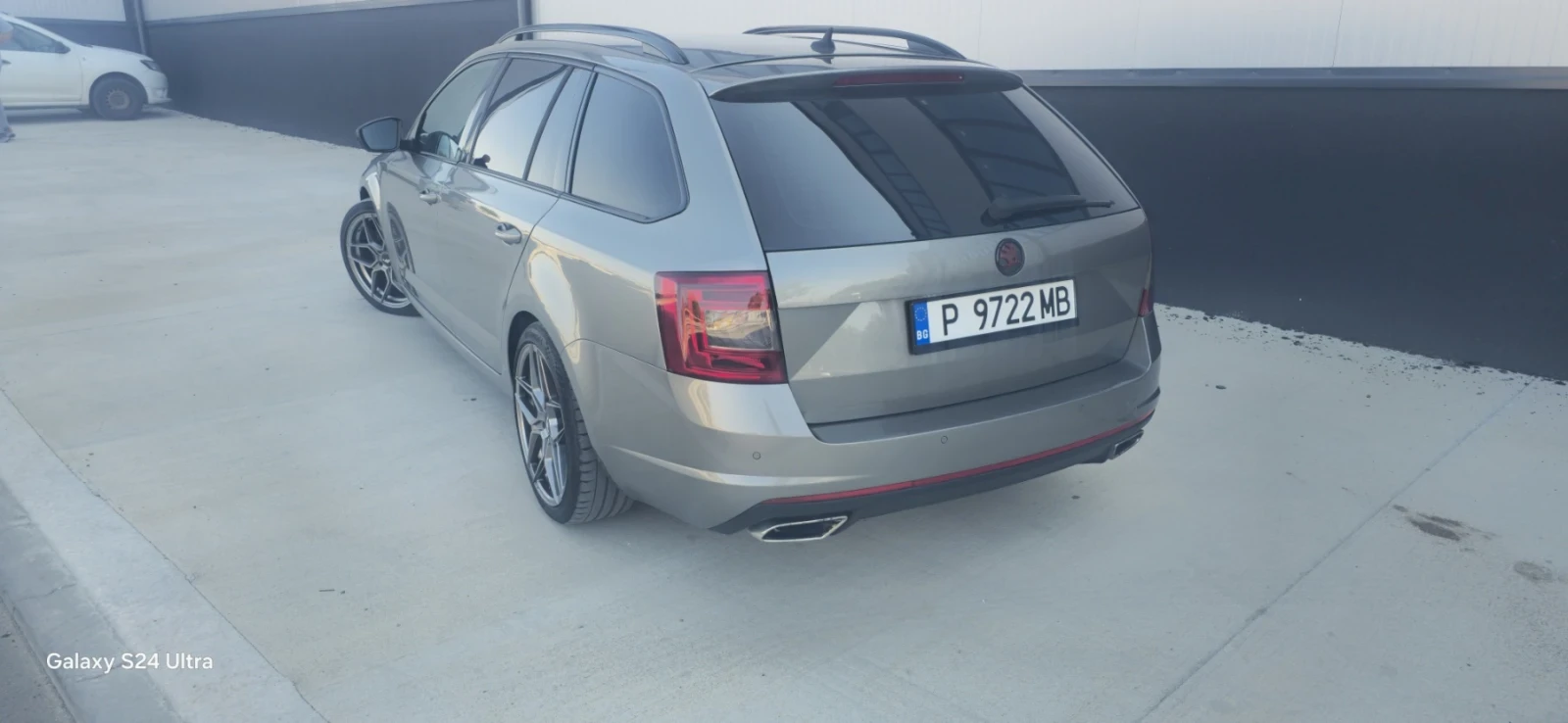 Skoda Octavia 2.0 TDI DSG, снимка 3 - Автомобили и джипове - 55617394