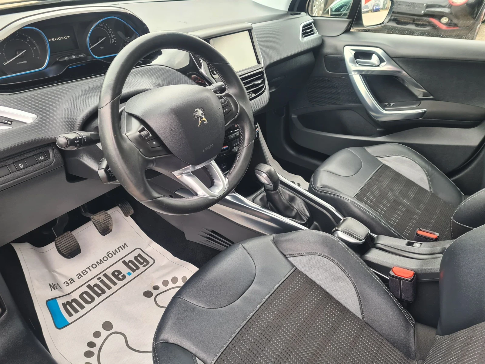 Peugeot 2008 1.6i 16V 120p.s ALLURE / EVRO 5B , снимка 8 - Автомобили и джипове - 55667908