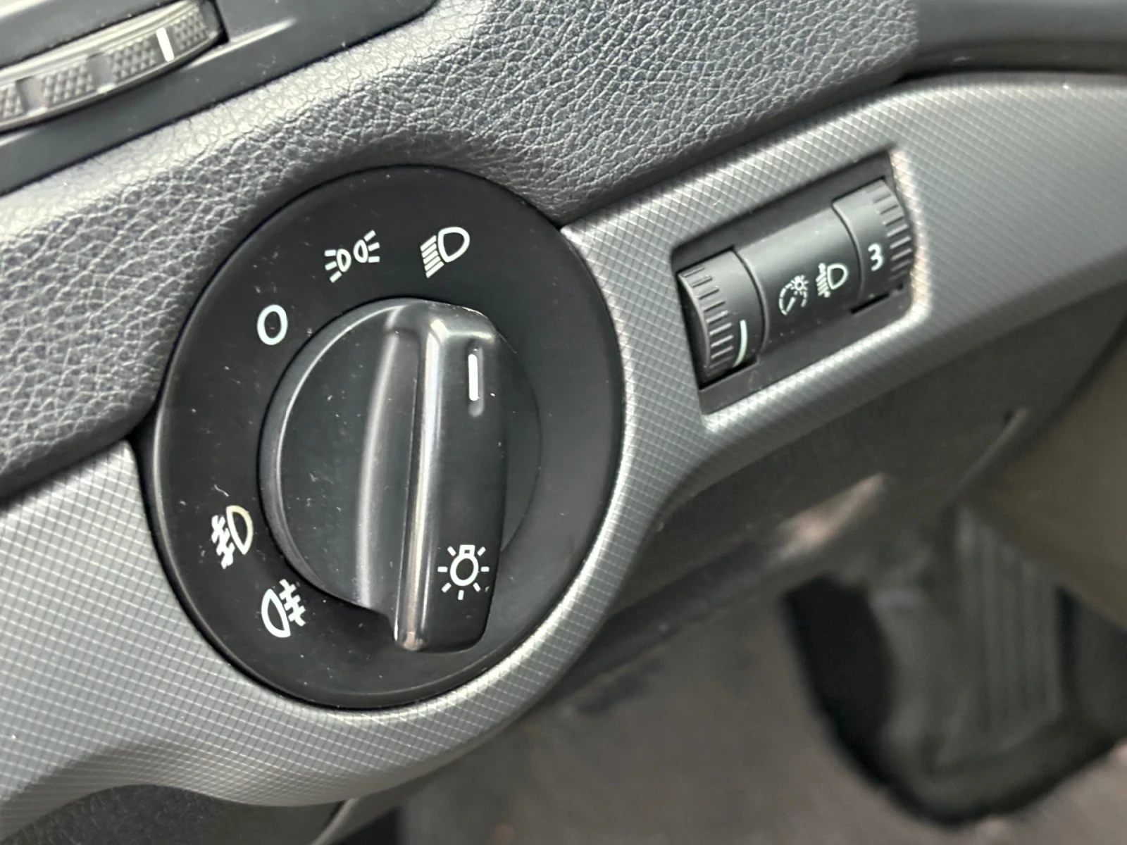 Skoda Octavia, снимка 9 - Автомобили и джипове - 56275535