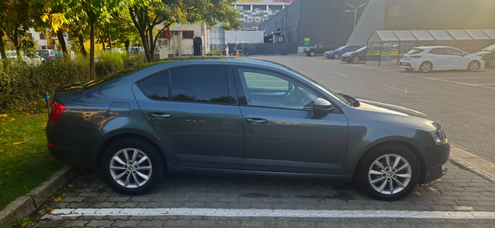 Skoda Octavia 2.0tdi 6 dsg 150 кс 65000 километра , снимка 3 - Автомобили и джипове - 56340216