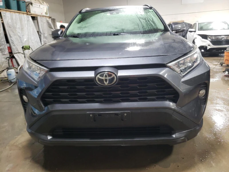 Toyota Rav4 2.5l * LED * Дистроник * 4X4, снимка 2 - Автомобили и джипове - 48803230