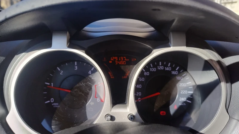 Nissan Juke, снимка 5 - Автомобили и джипове - 51523692