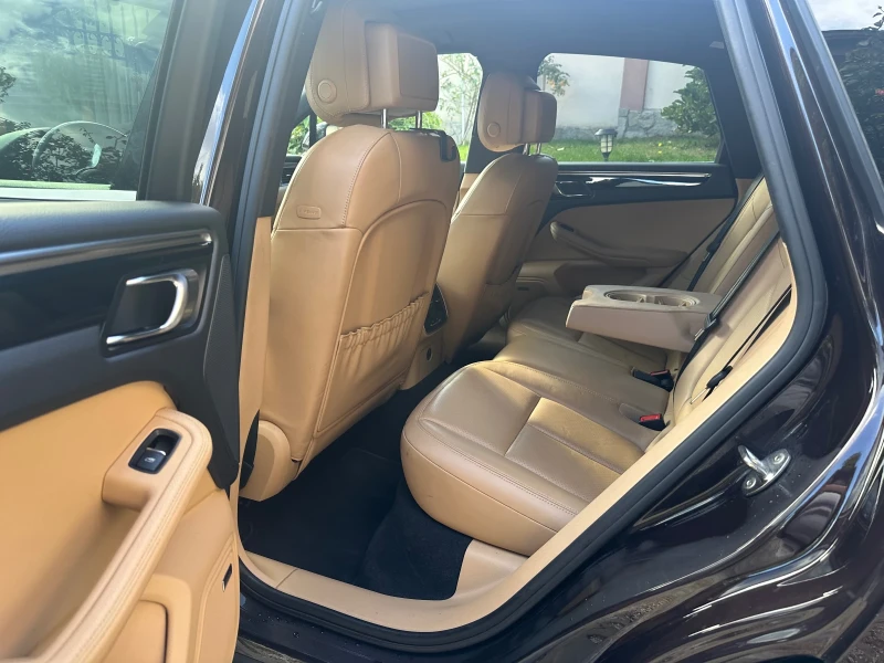 Porsche Macan S, снимка 13 - Автомобили и джипове - 52312523