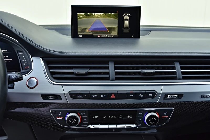 Audi SQ7, снимка 10 - Автомобили и джипове - 52617545