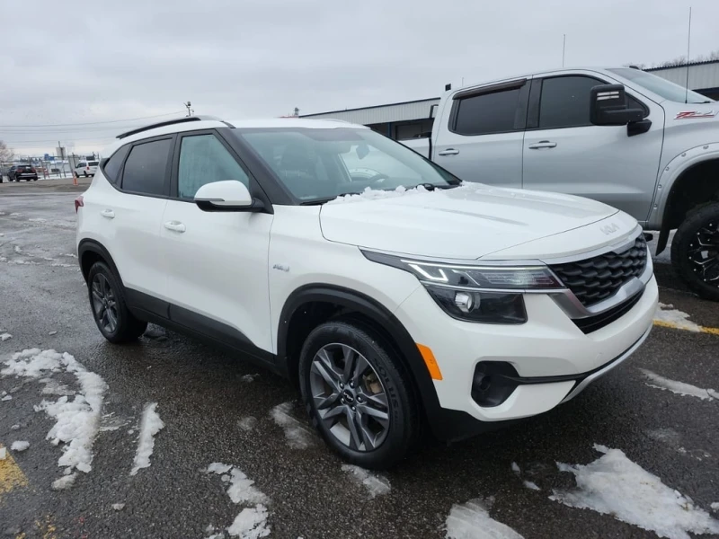 Kia Seltos * LX * CARFAX * БЕЗ ПЪРВОНАЧАЛНА ВНОСКА, снимка 2 - Автомобили и джипове - 52723509