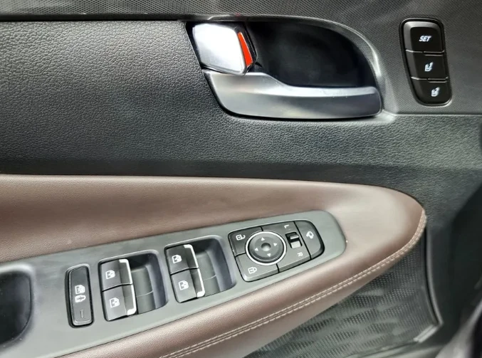 Hyundai Santa fe 2.2 2WD Prestige, снимка 14 - Автомобили и джипове - 51642399