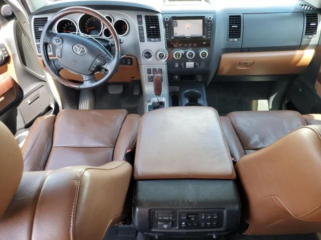 Toyota Sequoia Platinum  - изображение 10