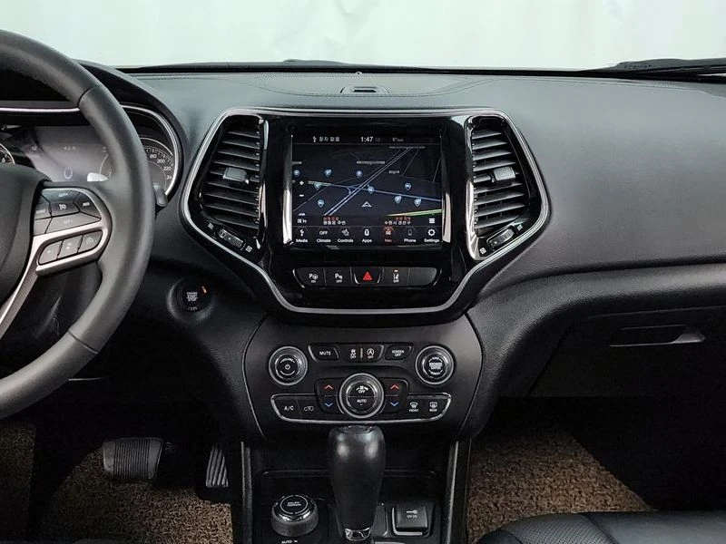 Jeep Cherokee 2.4 B Automatic, снимка 14 - Автомобили и джипове - 55954137