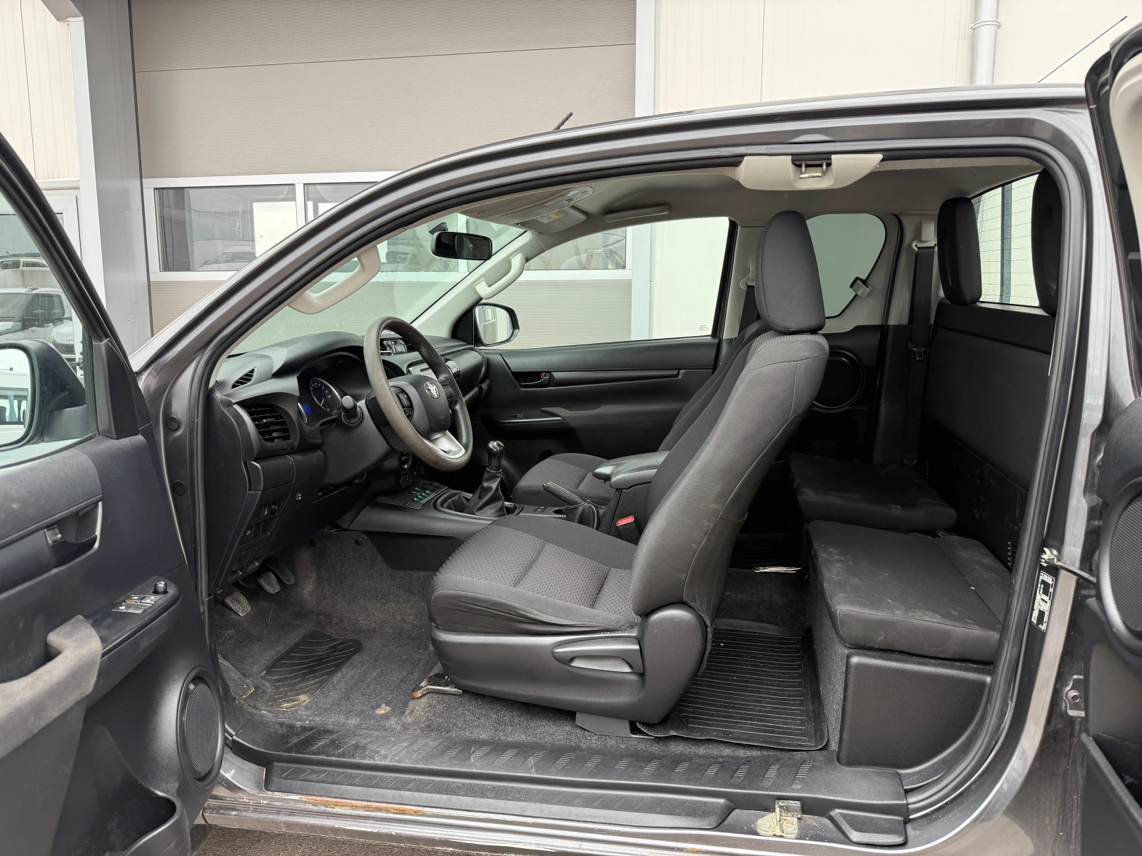 Toyota Hilux N1, снимка 11 - Автомобили и джипове - 52727207