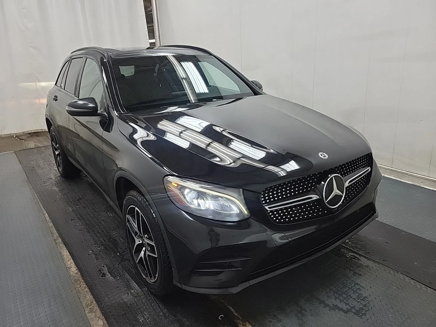 Mercedes-Benz GLC 300 AMG-line* 360View* ����* ������� | Mobile.bg � ����������� 3