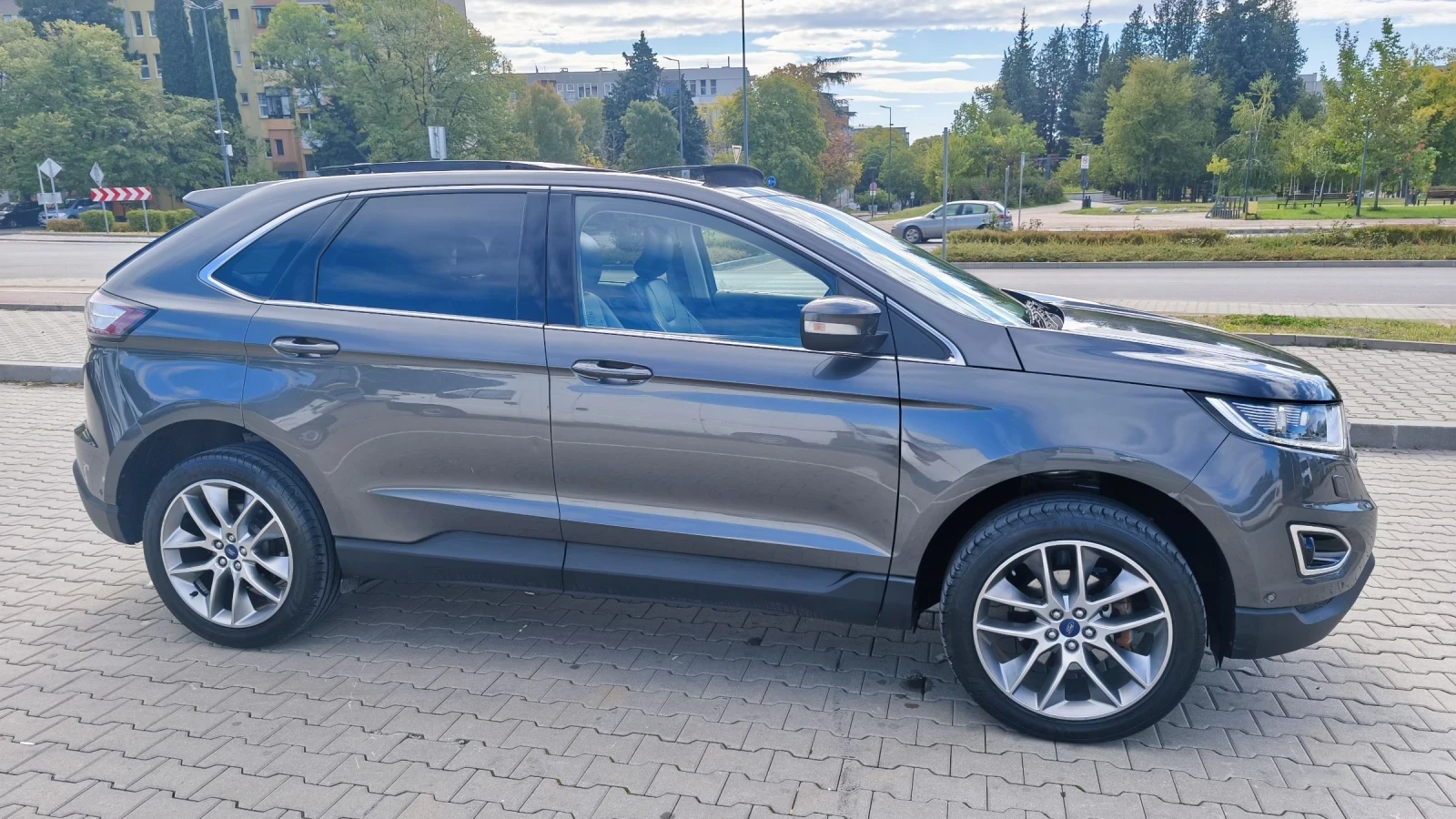 Ford Edge Titanium+  - изображение 4