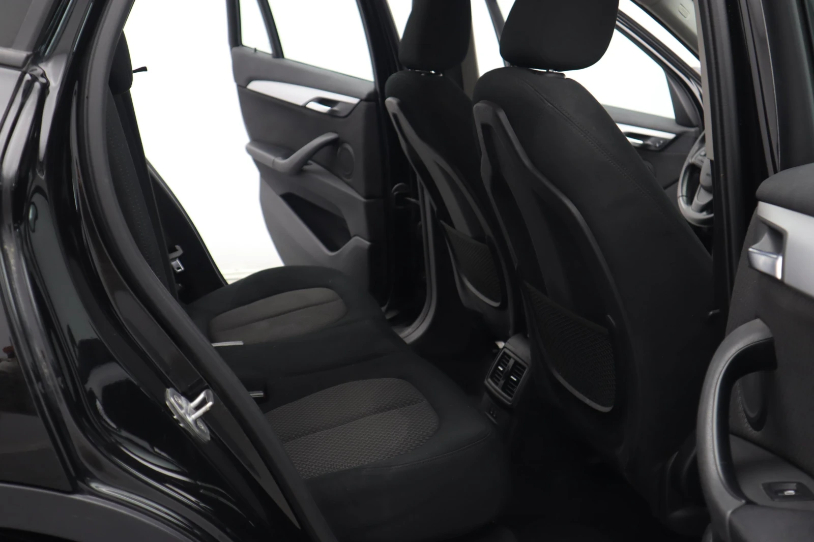 BMW X1 18d / sDrive / LED | Mobile.bg � ����������� 11