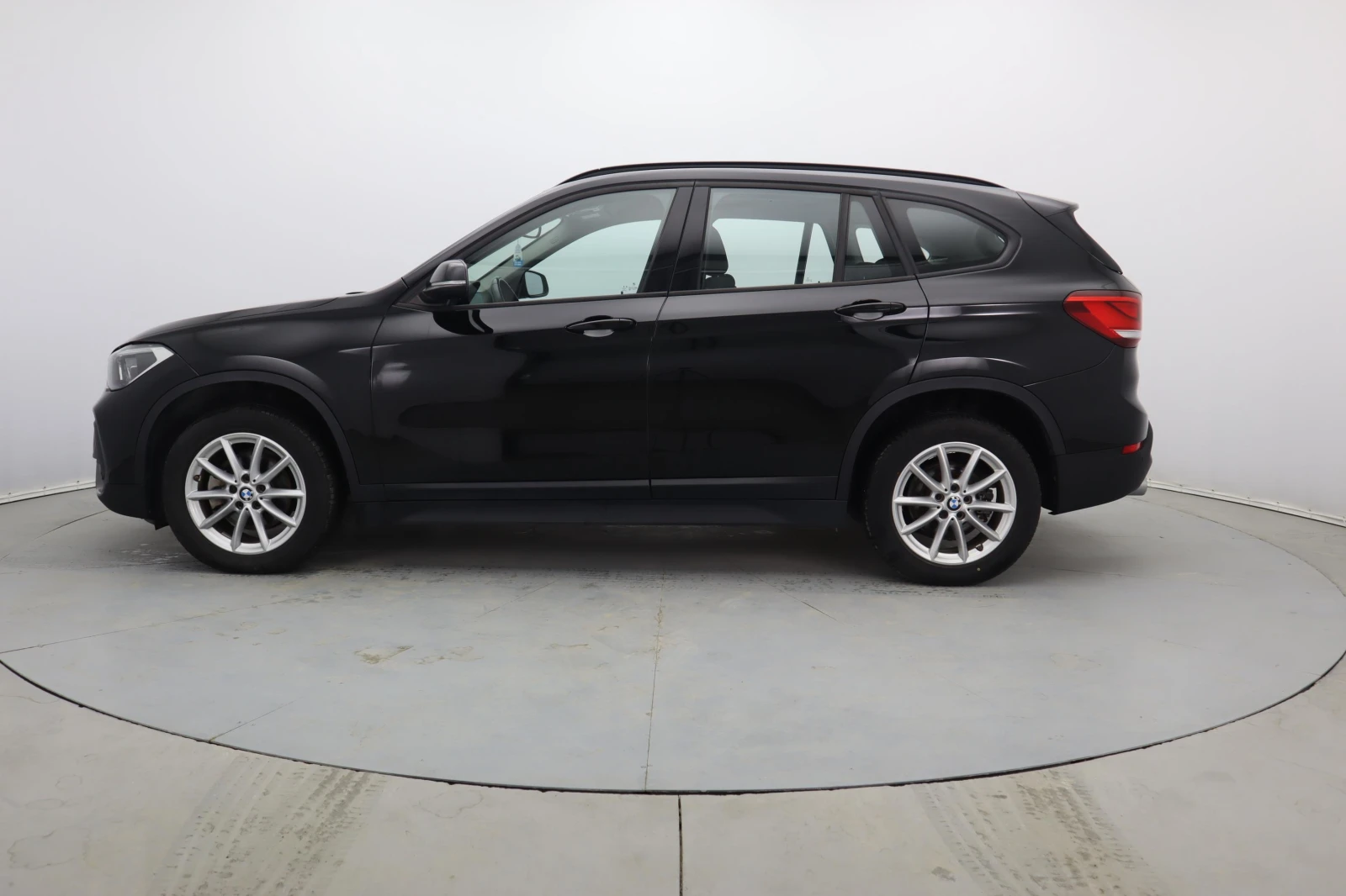 BMW X1 18d / sDrive / LED | Mobile.bg � ����������� 7