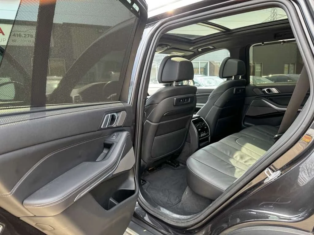 BMW X5 * Massage seat/Laser headlight/Air suspension/Harm, снимка 12 - Автомобили и джипове - 54125380