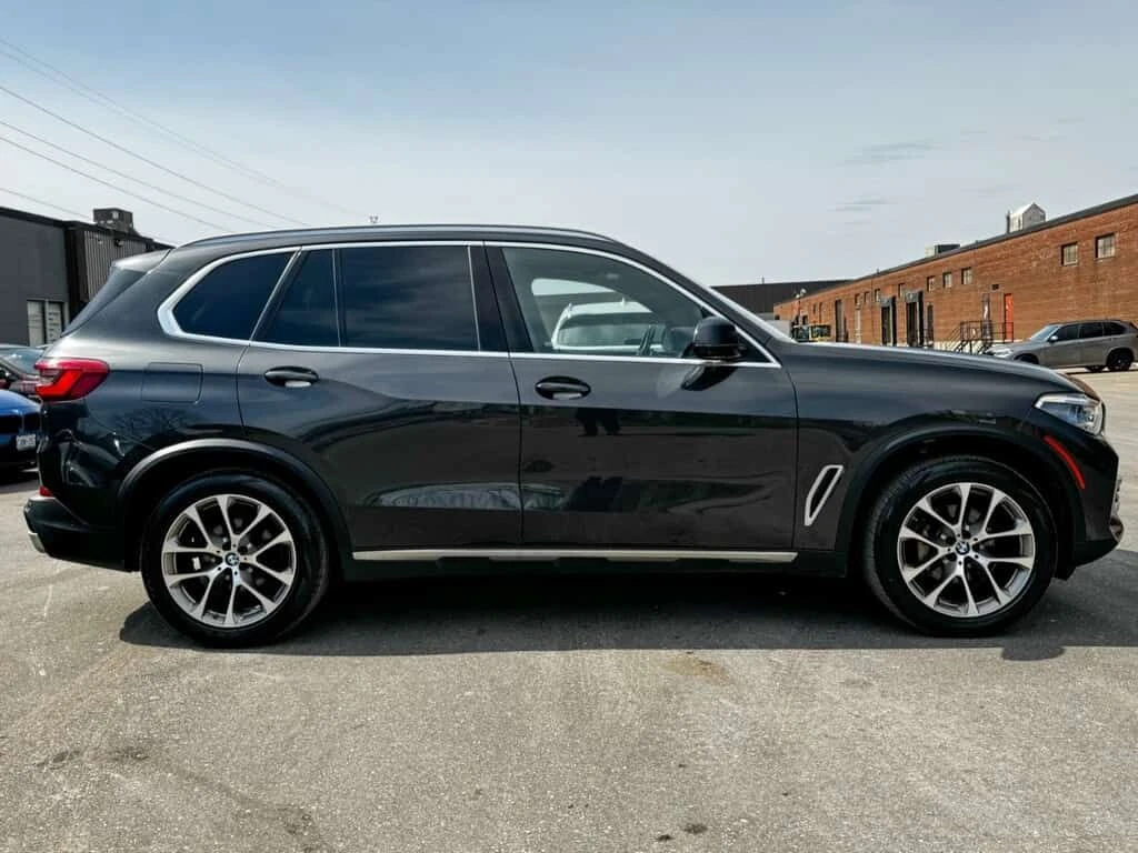 BMW X5 * Massage seat/Laser headlight/Air suspension/Harm, снимка 8 - Автомобили и джипове - 54125380