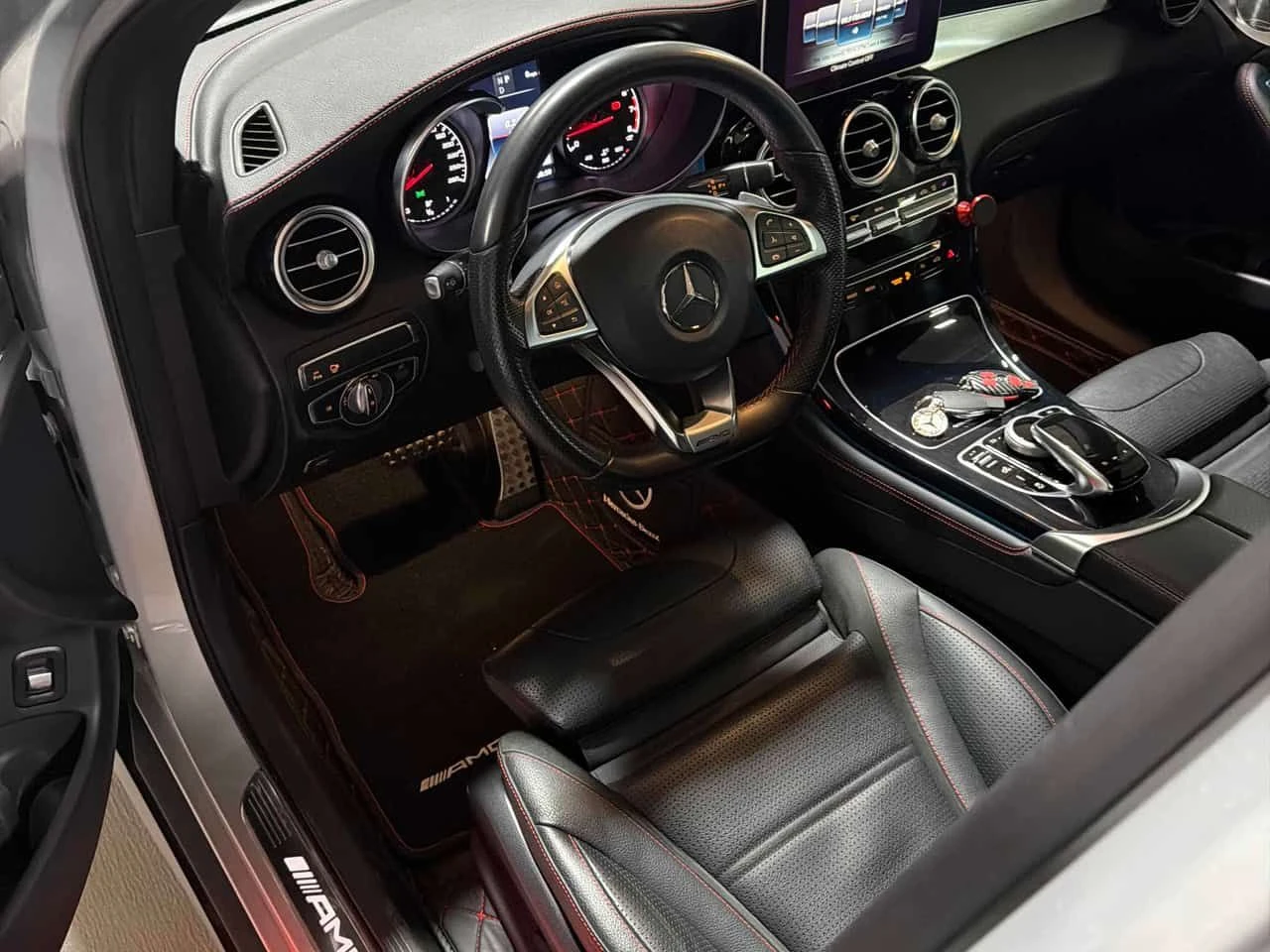Mercedes-Benz GLC 43 AMG * CARFAX * ЦЕНА ДО БГ, снимка 6 - Автомобили и джипове - 54450848
