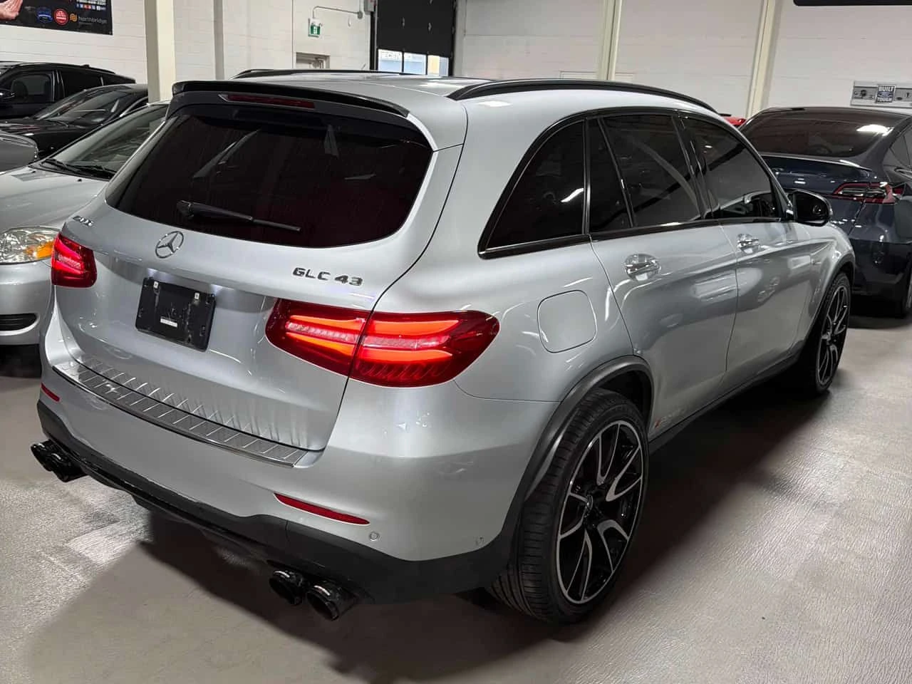 Mercedes-Benz GLC 43 AMG * CARFAX * ЦЕНА ДО БГ, снимка 2 - Автомобили и джипове - 54450848