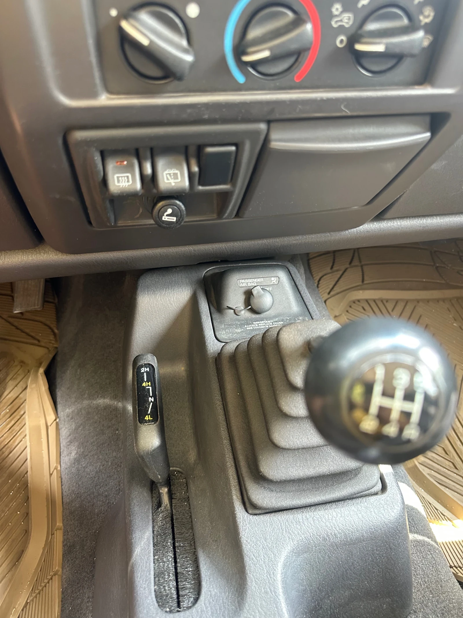 Jeep Wrangler 4.0i, снимка 10 - Автомобили и джипове - 55204316