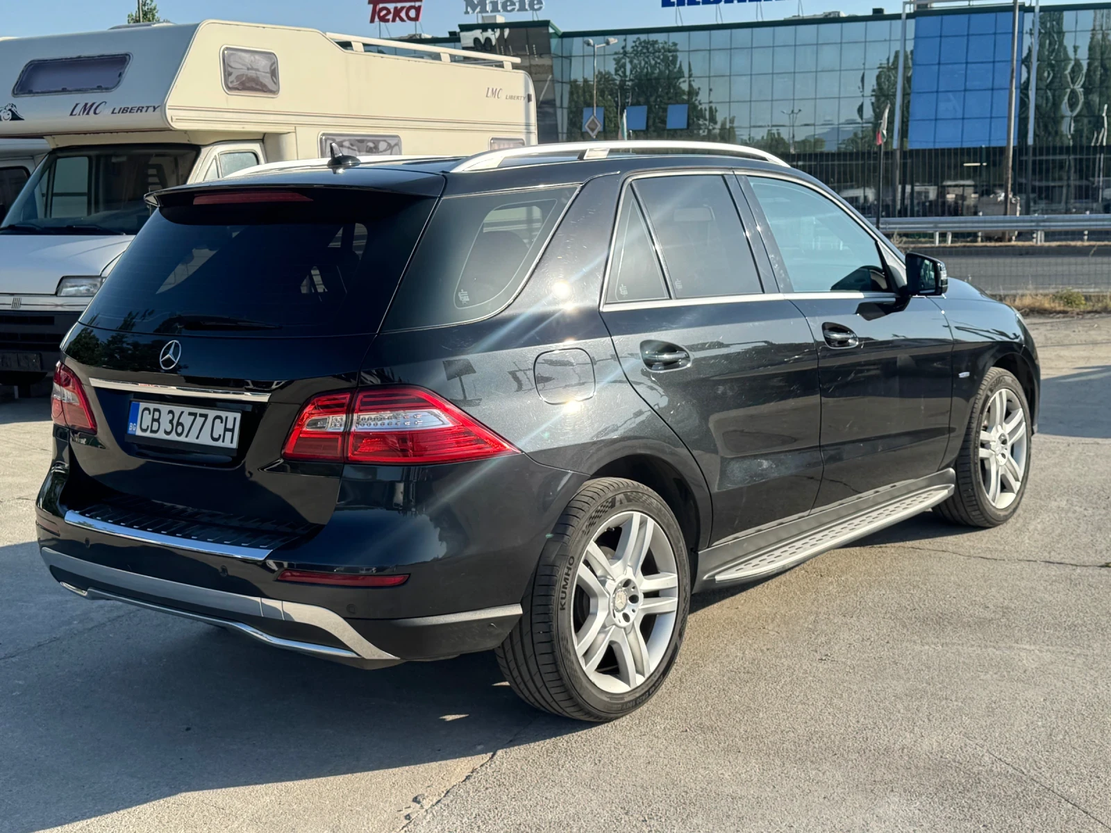 Mercedes-Benz ML 350 DISTRONIC / КАМЕРА / FULL LED / AIR MARIC, снимка 5 - Автомобили и джипове - 55841071