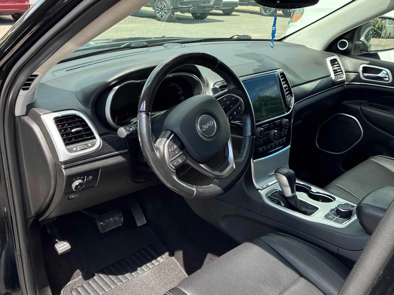 Jeep Grand cherokee * Summit * CARFAX * ЦЕНА ДО БГ, снимка 9 - Автомобили и джипове - 55879134