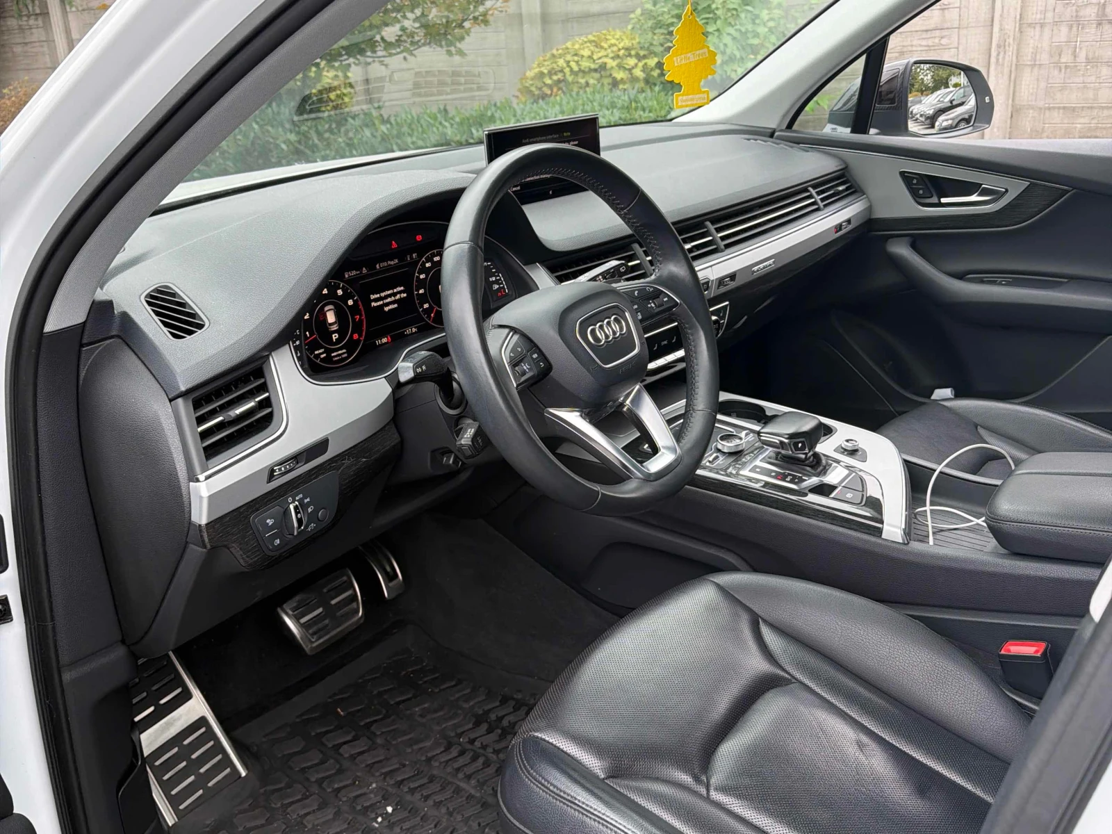 Audi Q7  PROGRESSIV / ОБДУХВАНЕ / 360 / АВТОКРЕДИТ , снимка 5 - Автомобили и джипове - 56071559