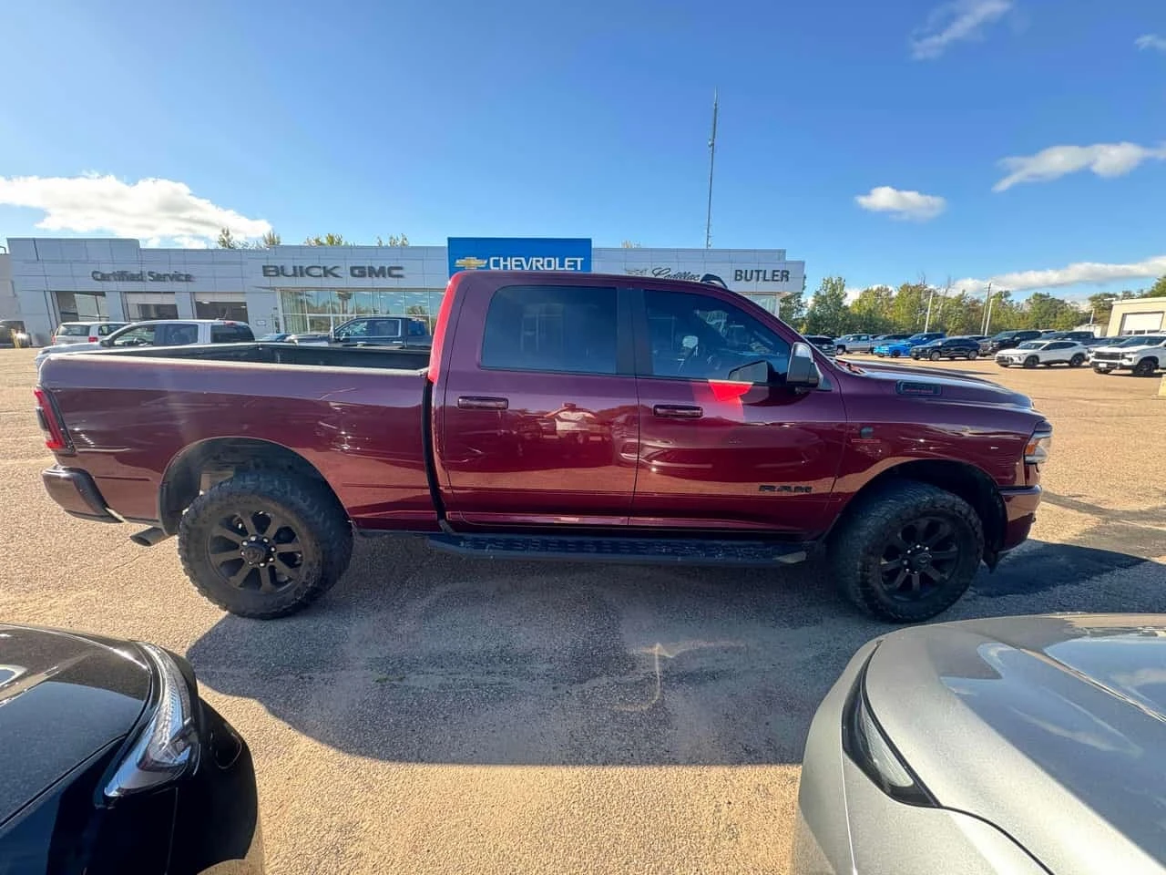 Dodge RAM 2500 * Big Horn * CARFAX * ОПЦИЯ ЗА ФИНАНСИРАНЕ , снимка 3 - Автомобили и джипове - 56161245