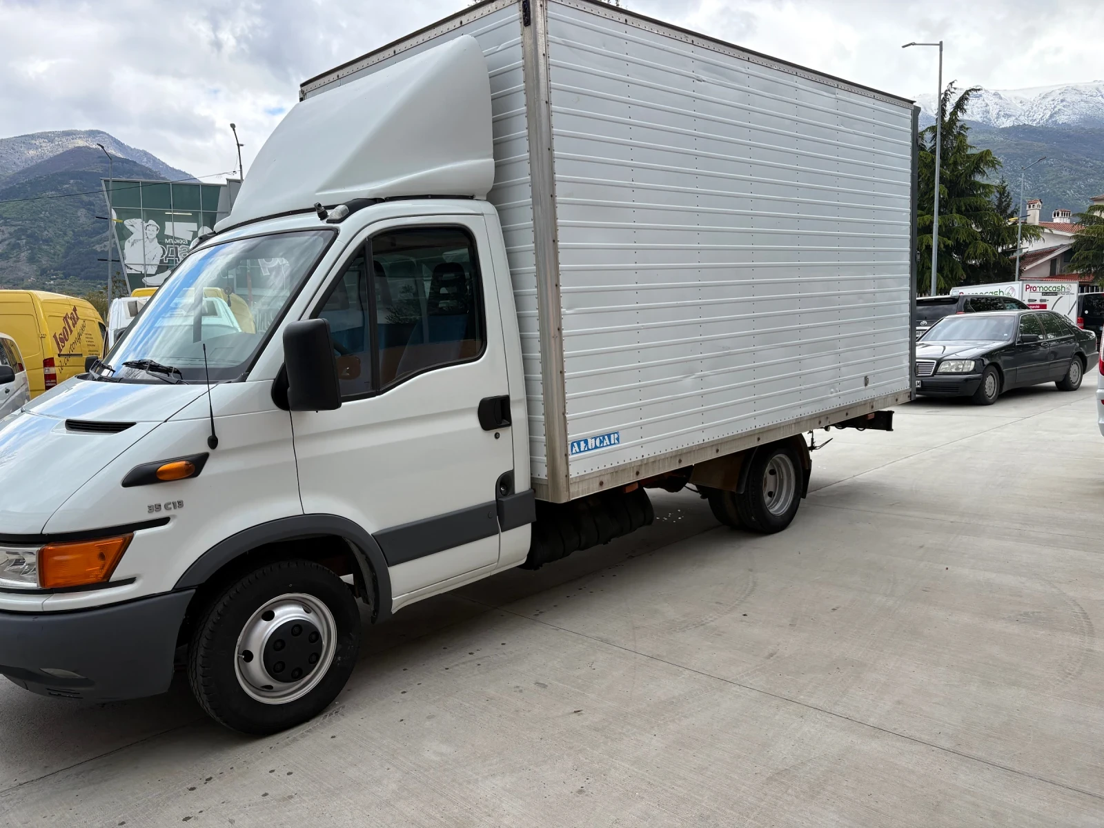 Iveco 35c13 КЛИМА ДО 3, 5Т, снимка 4 - Бусове и автобуси - 54401433