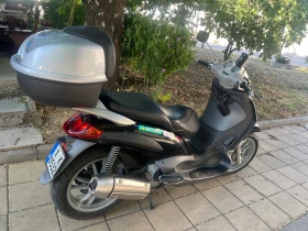 Обява за продажба на Piaggio Beverly 125 ~2 999 лв. - изображение 9