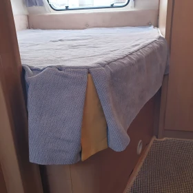 Каравана Knaus  SUDWIND 650 FSK, снимка 10