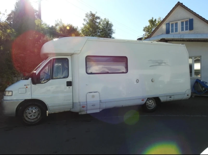 Кемпер Fiat Ducato 2.8 Laika, снимка 4 - Каравани и кемпери - 52394630