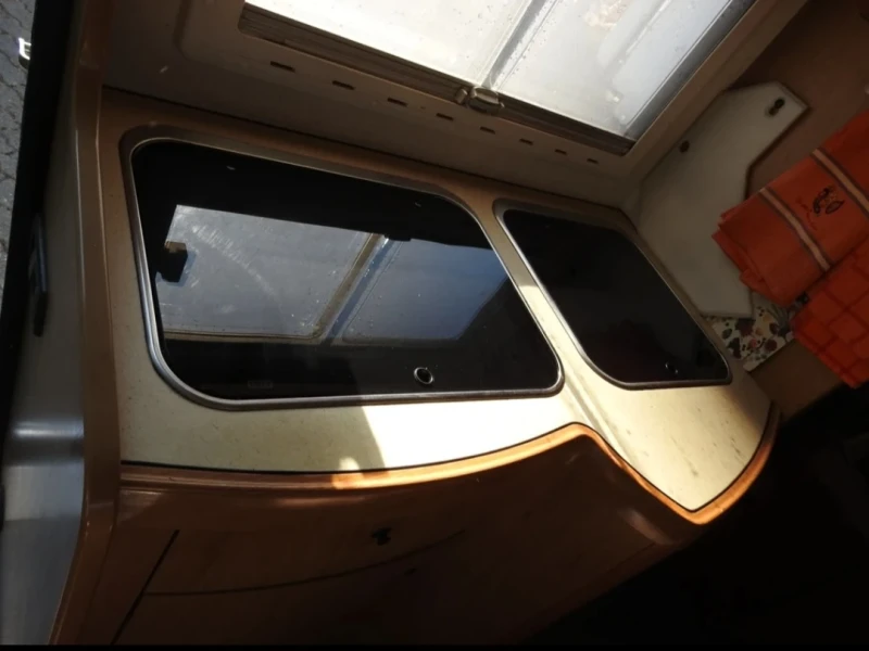 Кемпер Fiat Ducato 2.8 Laika, снимка 8 - Каравани и кемпери - 52394630