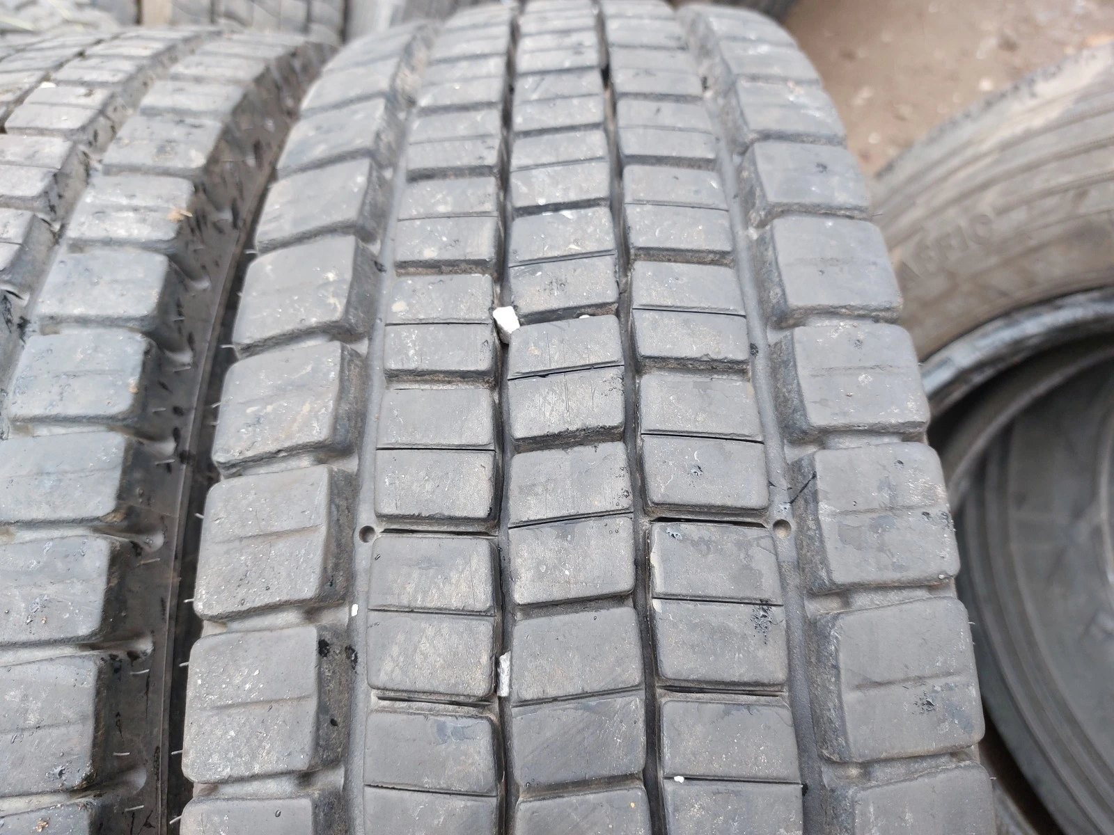 ���� 215/75R17.5 | Mobile.bg � ����������� 5