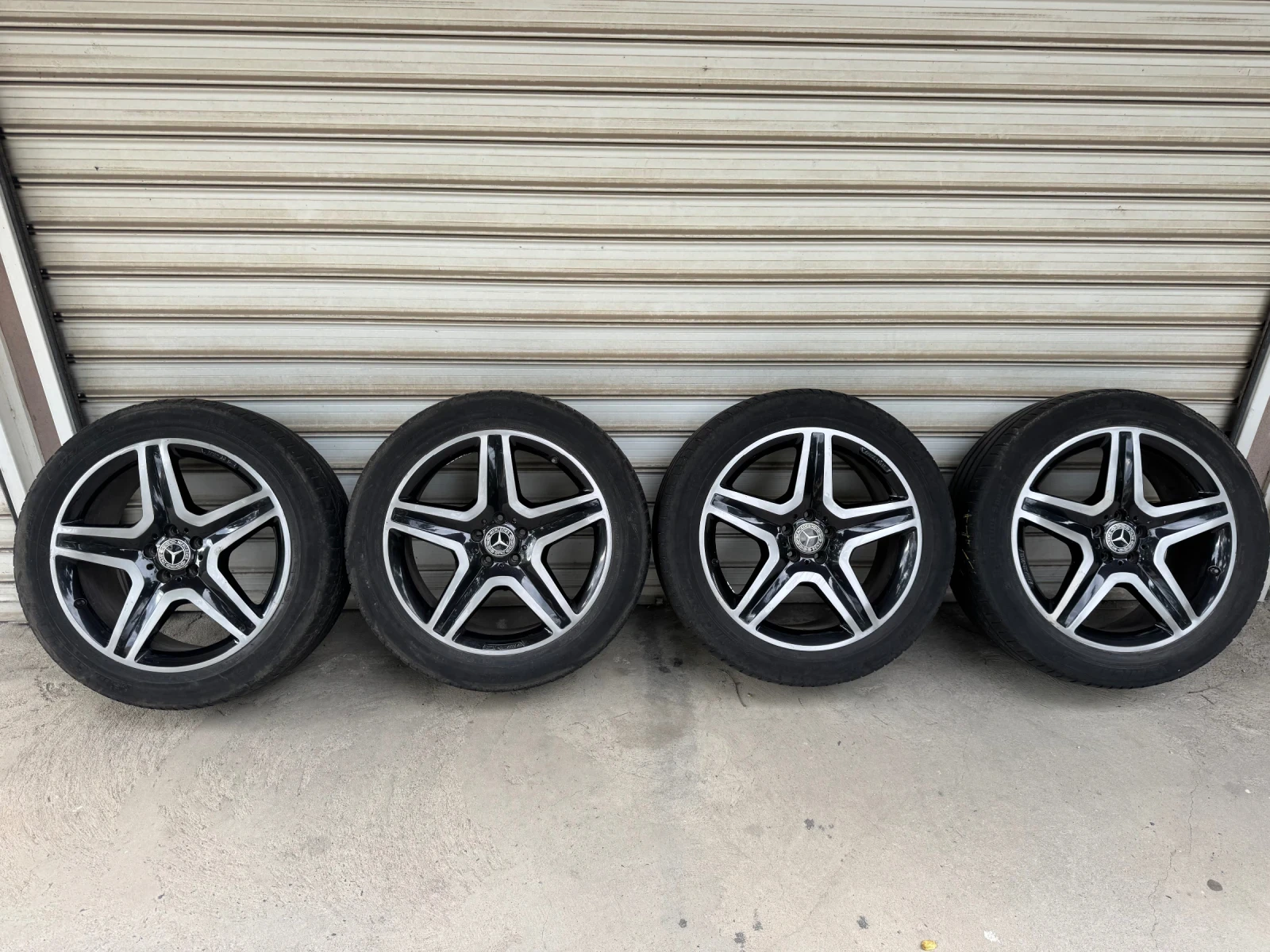 Гуми с джанти Michelin 275/40R20, снимка 2 - Гуми и джанти - 56182712