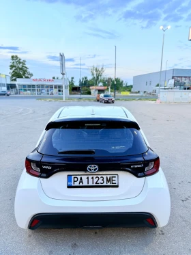 Toyota Yaris 1.5 Hybrid 2023 | 63 000 км | Гаранция | CarPlay, снимка 5